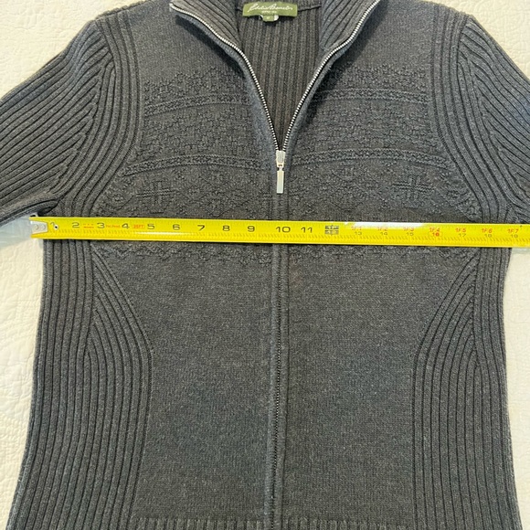 Women’s Eddie Bauer Sweater - Picture 8 of 10